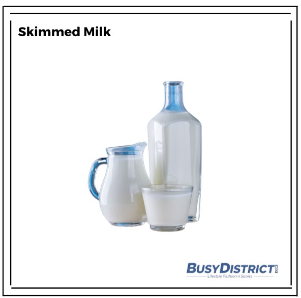 Skimmed Milk. Busy District
